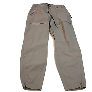 #1150 Lululemon lab koseten joggers size 4 b1253